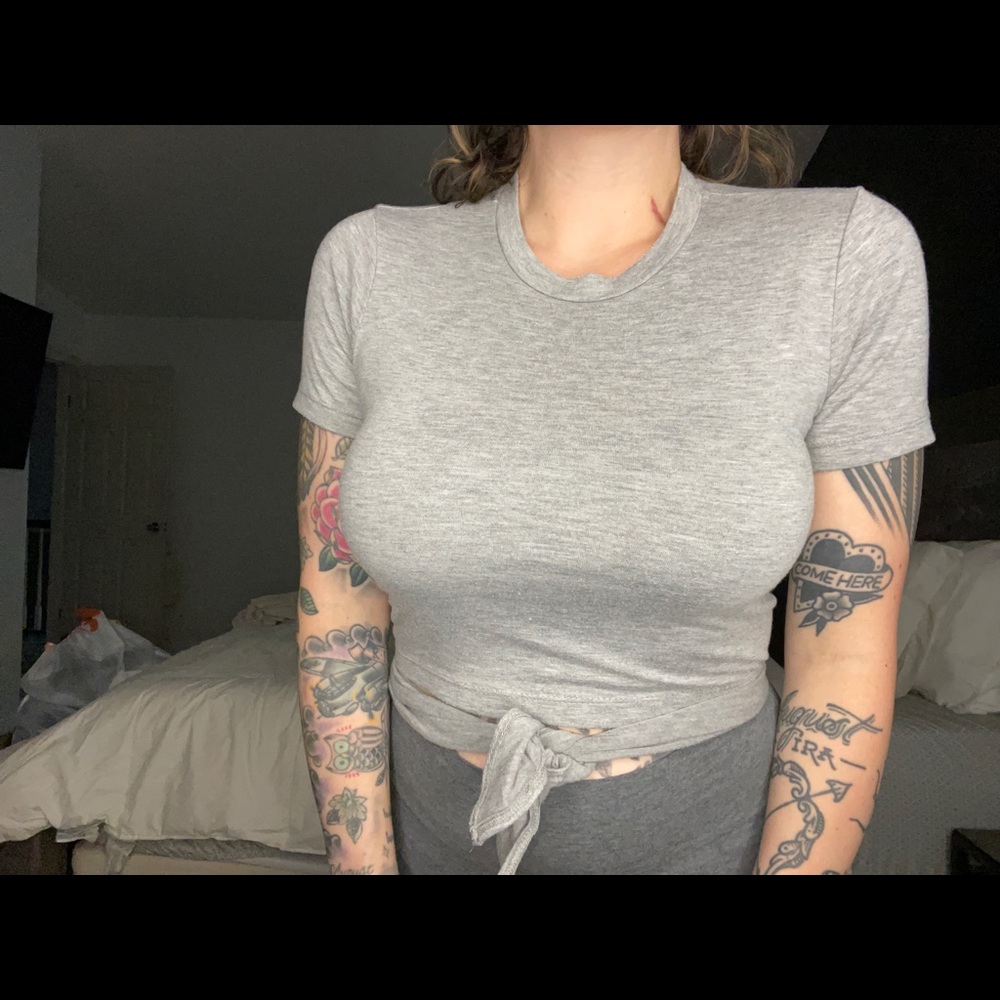 Grey tie crop top